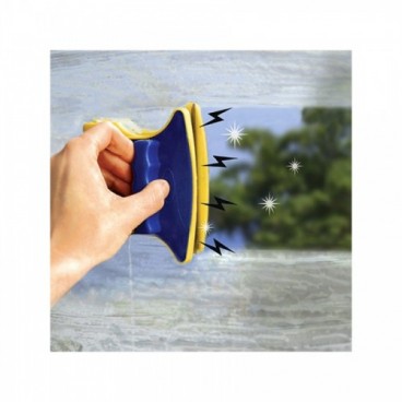 2 x Curatator magnetic cu bureti pentru geamuri